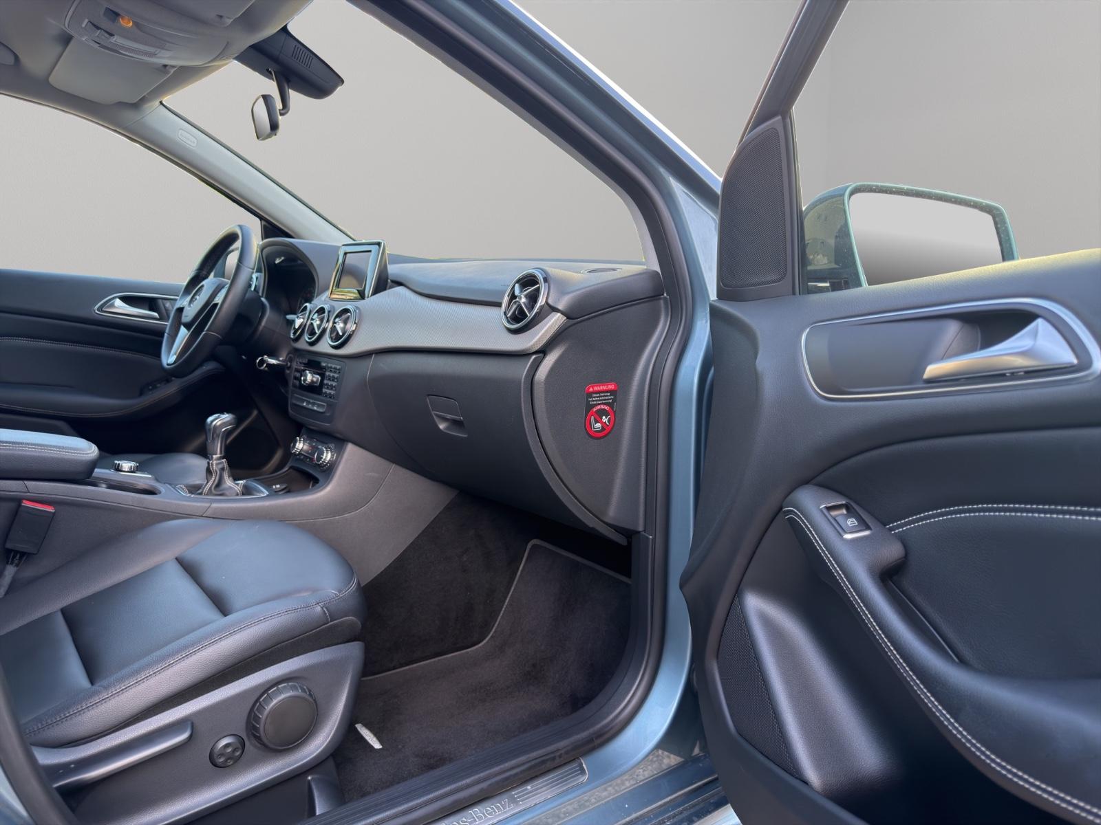 Mercedes-Benz B 180 Edition 1 Leder 1.Hand