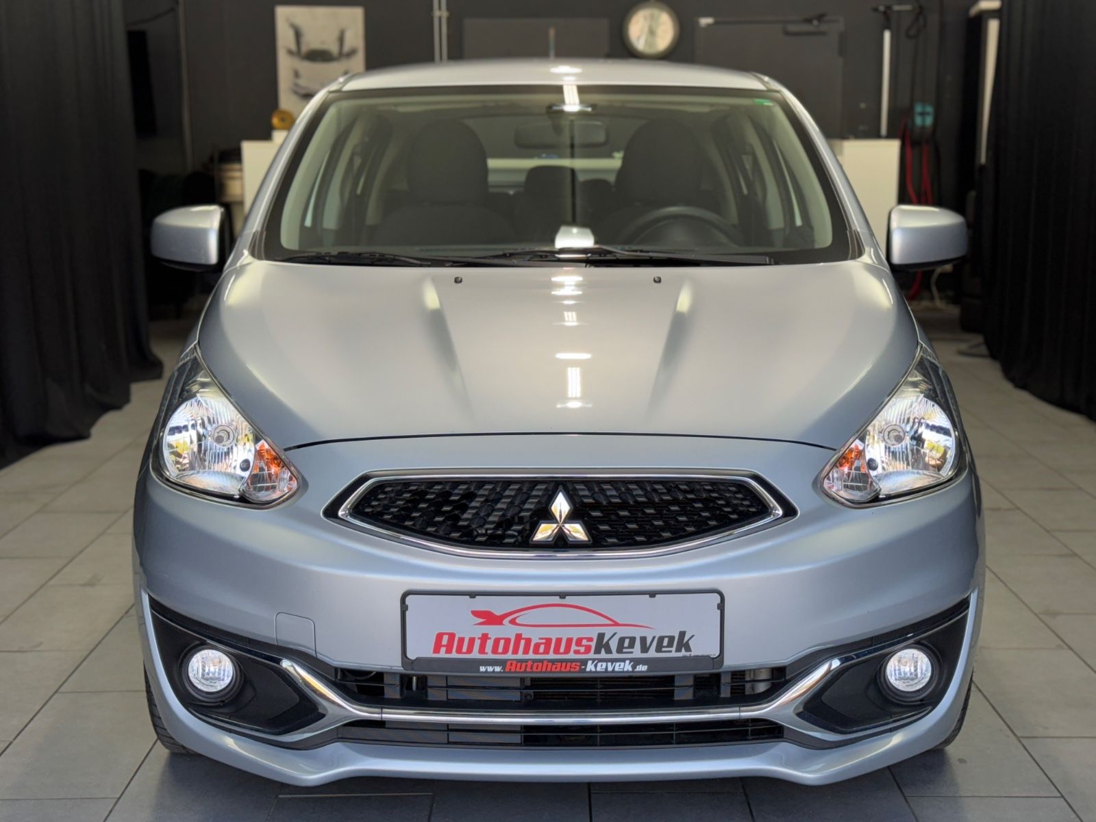 Fahrzeugabbildung Mitsubishi Space Star 1.0 MIVEC Diamant|KLIMA|8-FACH|