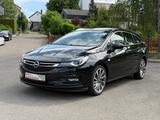 Opel Astra K Sports Tourer Innovation*NAVI*TEILLEDER* - Opel Astra mit Diesel-Antrieb