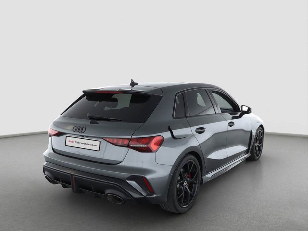 Audi RS3 - Bild 2