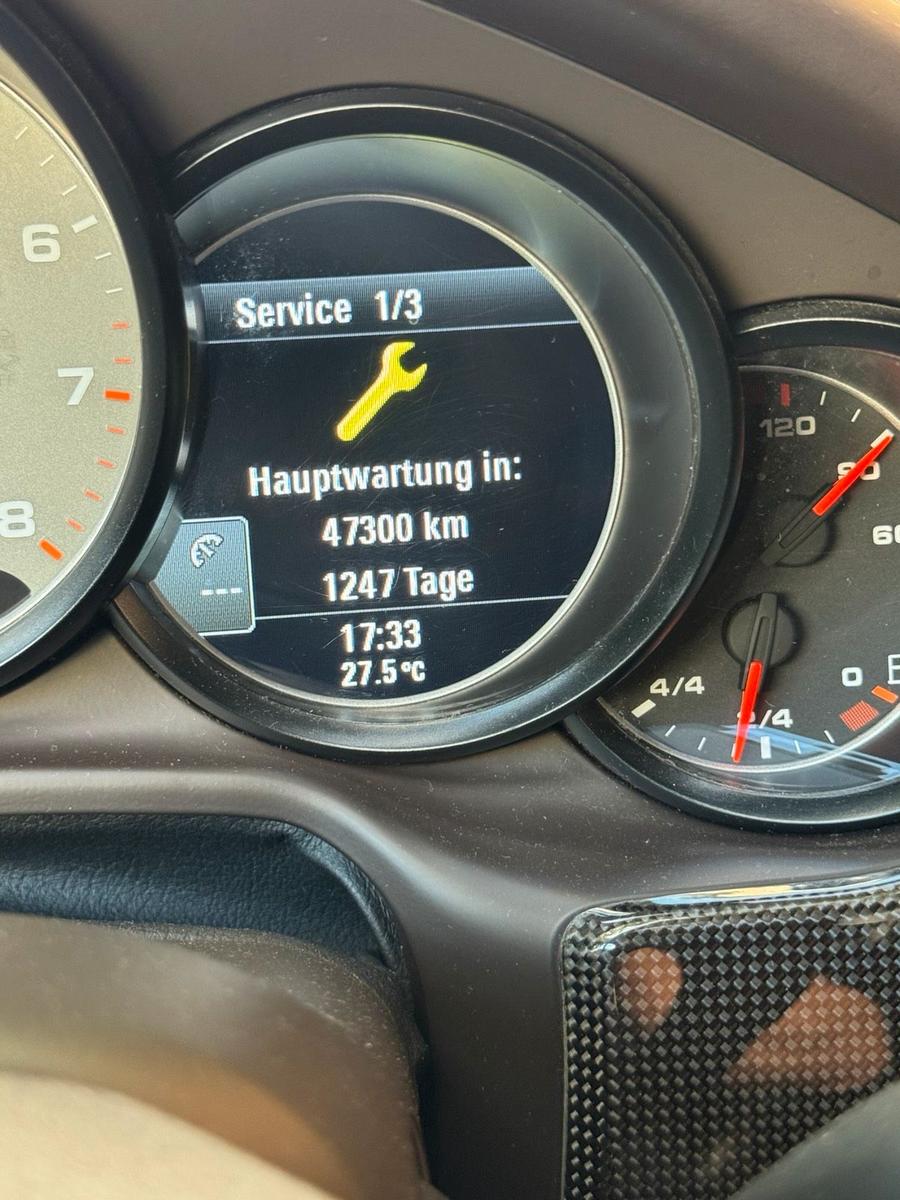 Porsche Panamera 4 S V8 400 PS PDK Sport Plus