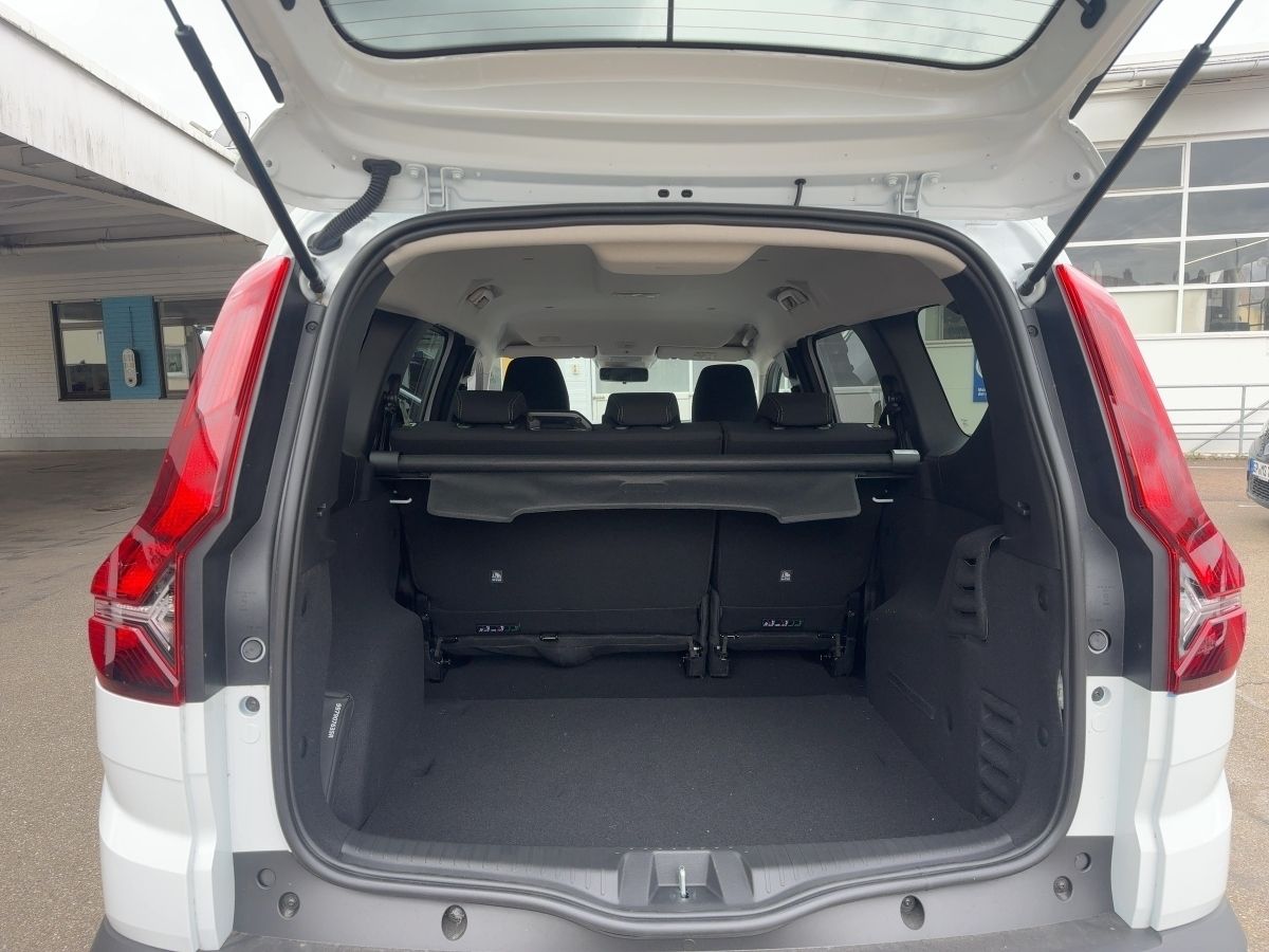Fahrzeugabbildung Dacia Jogger Expression TCe 110 SHZ Kamera