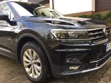 Volkswagen Tiguan 2.0 TSI 132kW DSG 4MOTION Highline Hi... - VW Tiguan von privat