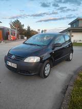 Volkswagen Fox 1,2 Standard - Volkswagen Fox Standard mit Benzin-Antrieb