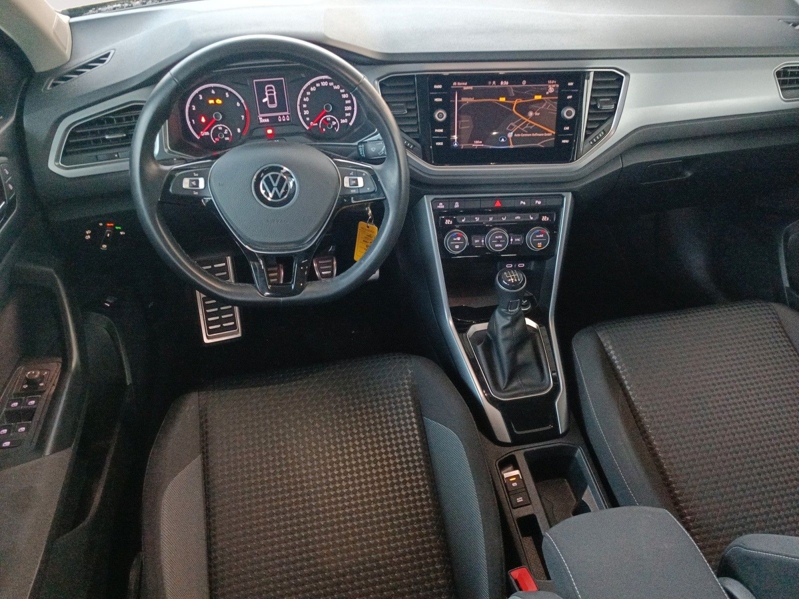 Fahrzeugabbildung Volkswagen T-Roc Active *AHZV*Navi*Sitzheizung