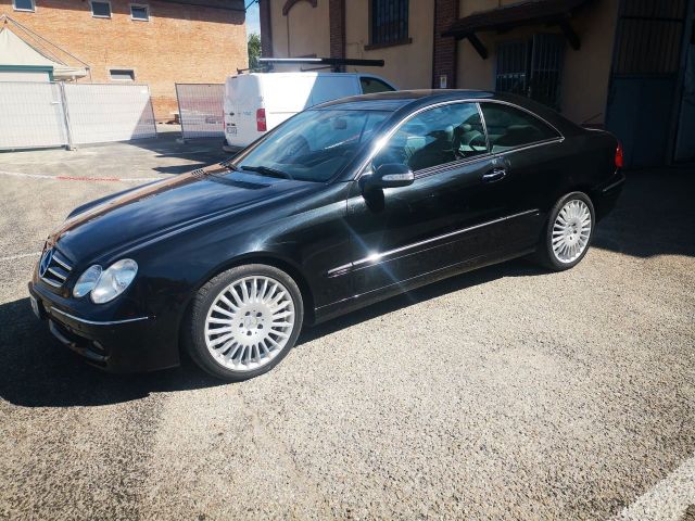 Mercedes-Benz Mercedes-benz CLK 220 CDI cat Avantgarde