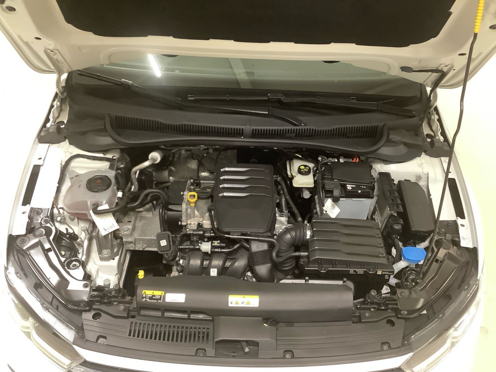 Polo 1,0 l 59 kW LED, Klima, SHZ, PDC