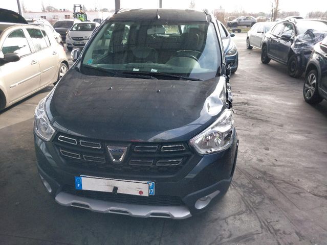 Dacia LODGY STEPWAY 1.5 BLUEDCI 115