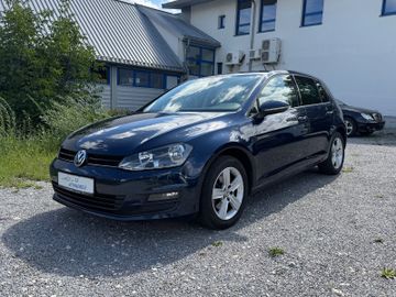 Volkswagen Golf - 1