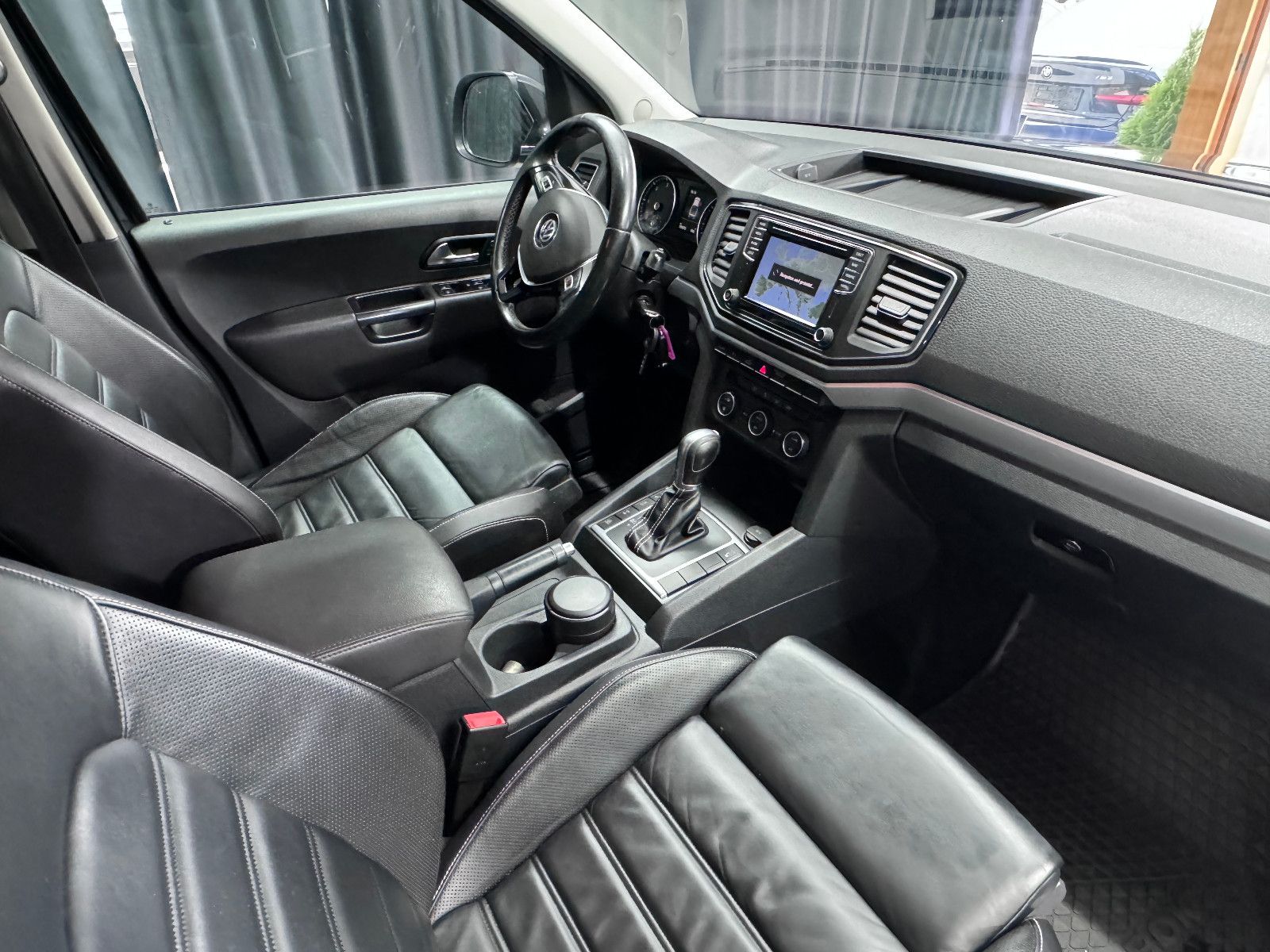 Fahrzeugabbildung Volkswagen Amarok Aventura DoubleCab 4Motion*LEDER*NAVI*DSG