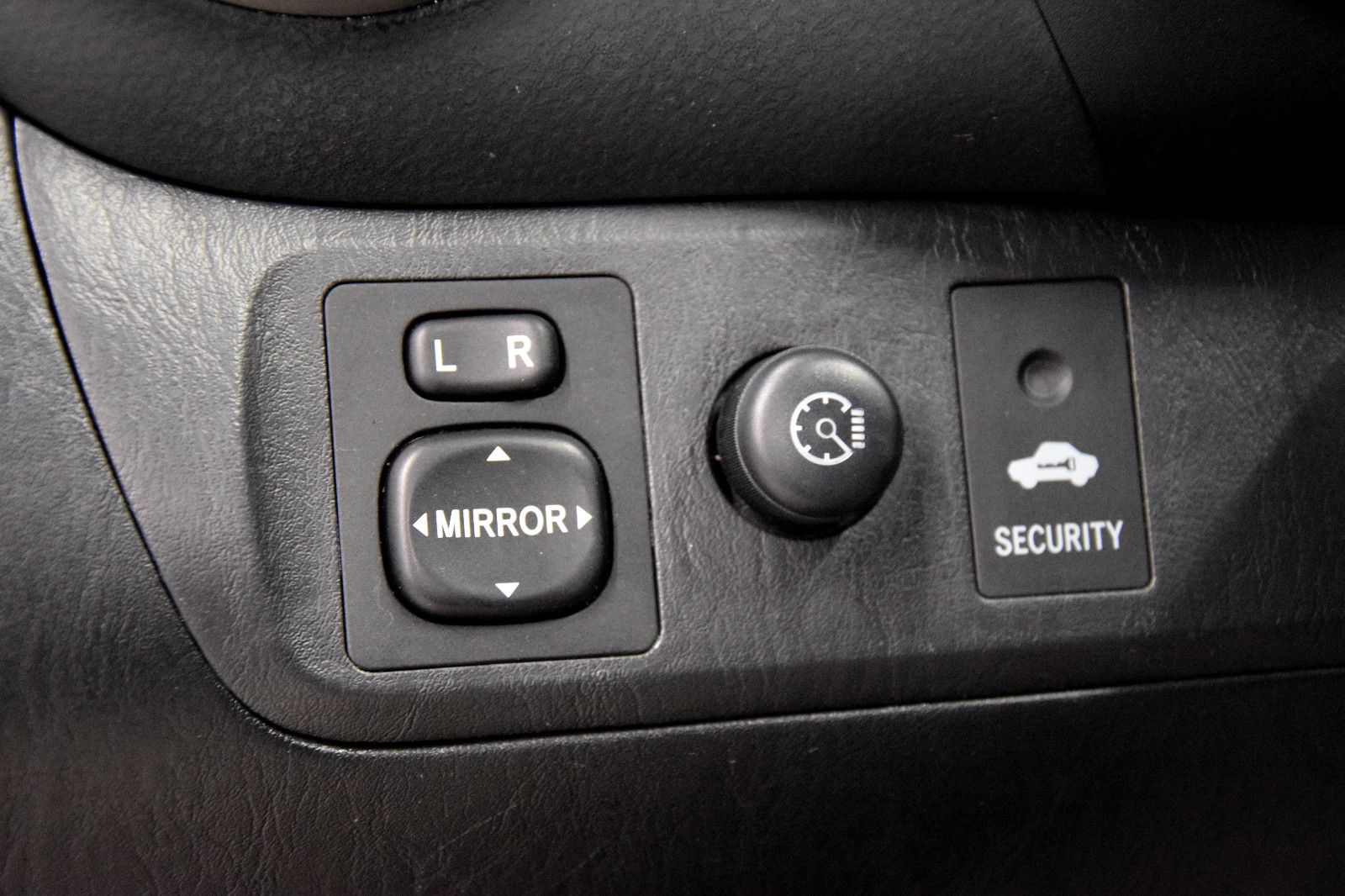 Fahrzeugabbildung Toyota RAV4 1.8 Edition Klimaanlage           *1. HAND*