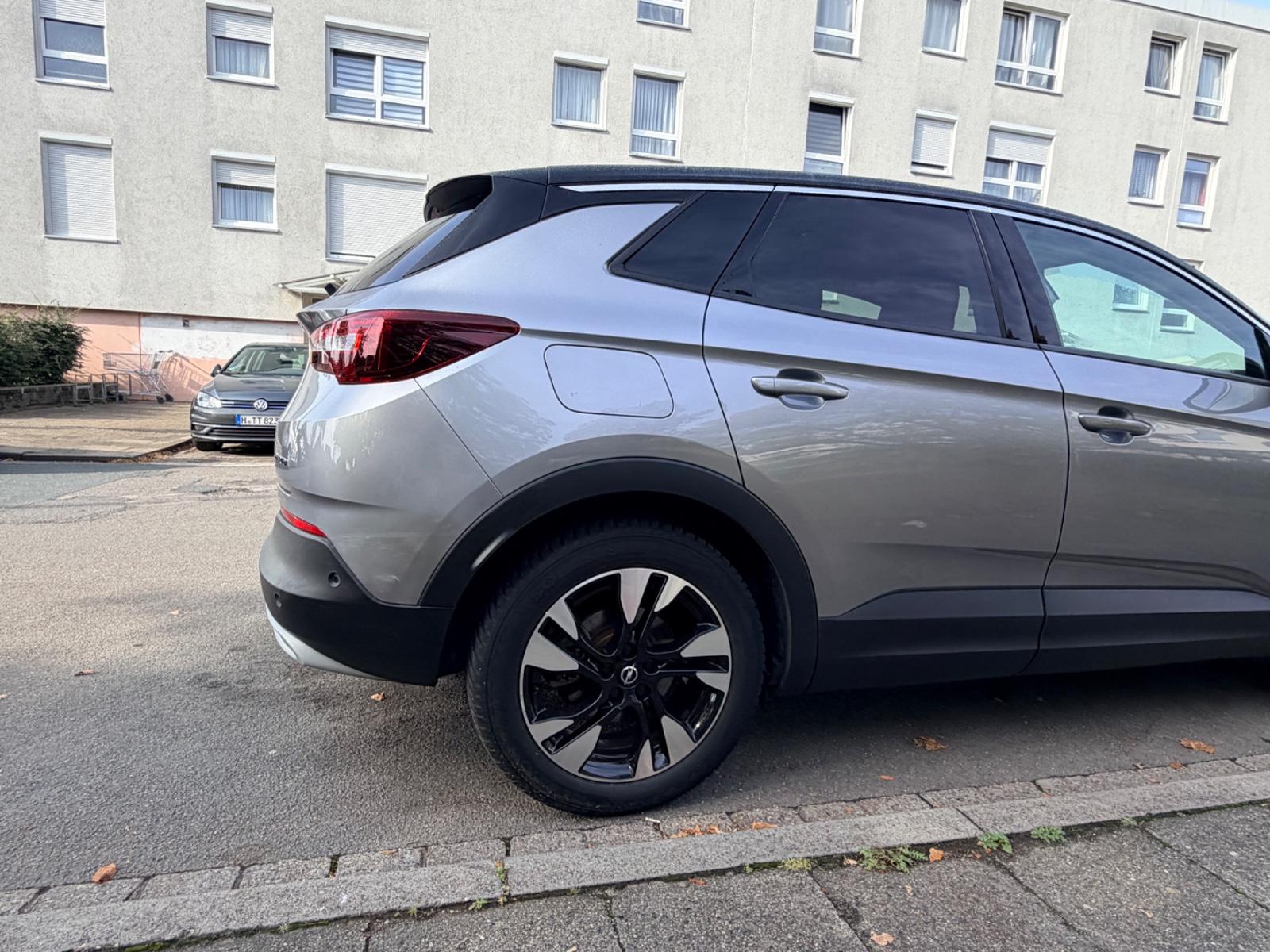Opel Grandland X Plug-in Hybrid Elegance
