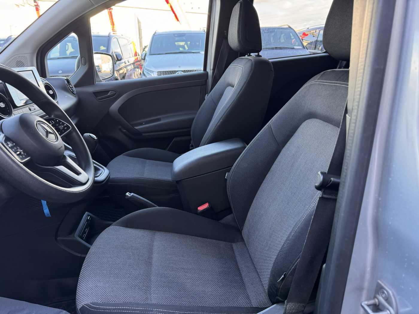 Fahrzeugabbildung Mercedes-Benz Citan 110 CDI Tourer Klima AHK Kamera MBUX Tempo