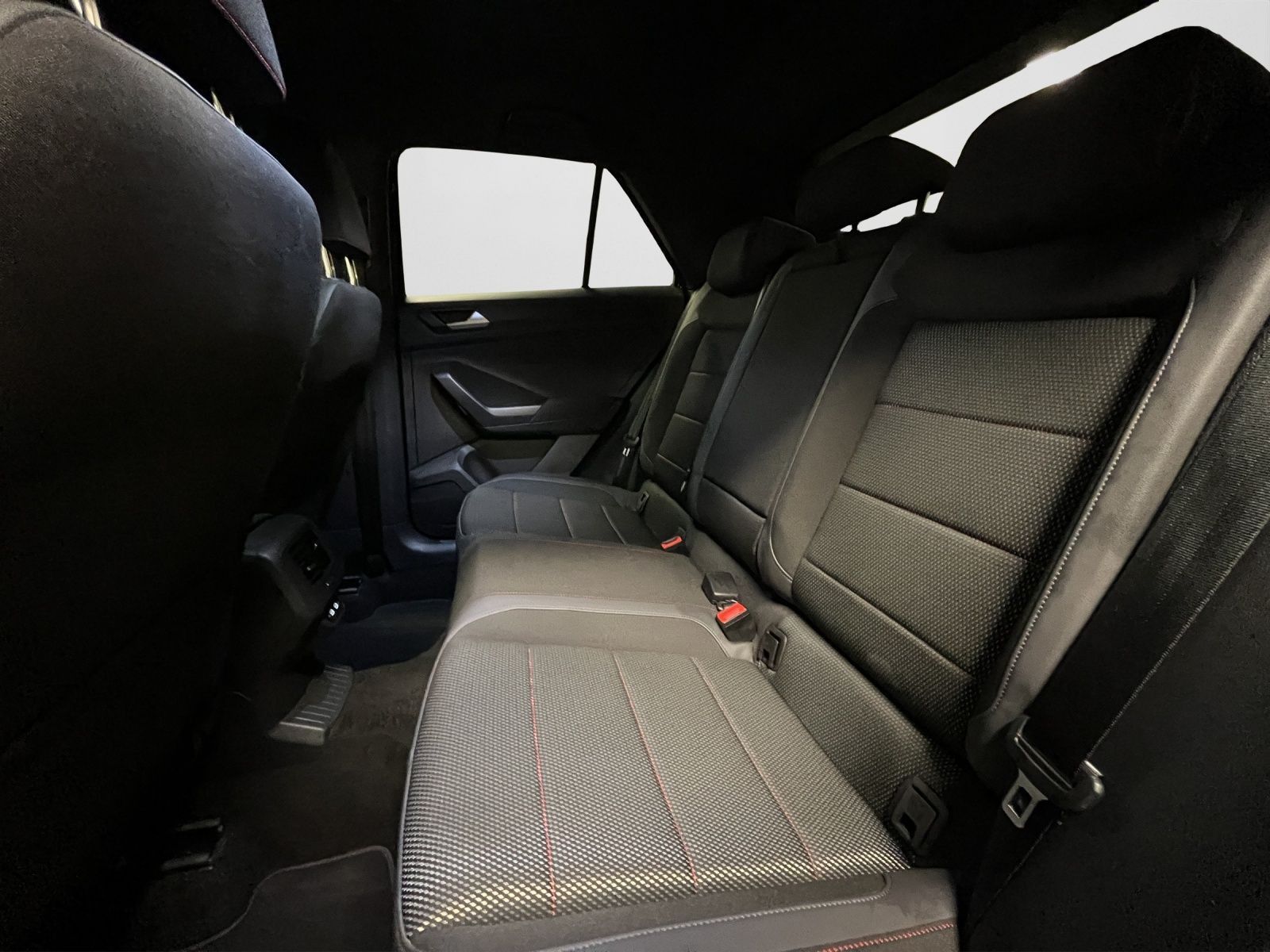 Volkswagen T-Roc - Bild 15