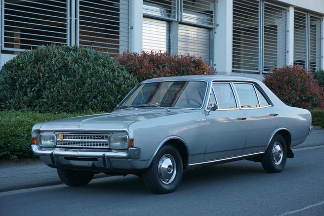 Opel Rekord C 1700 "L" viertürige Limousine