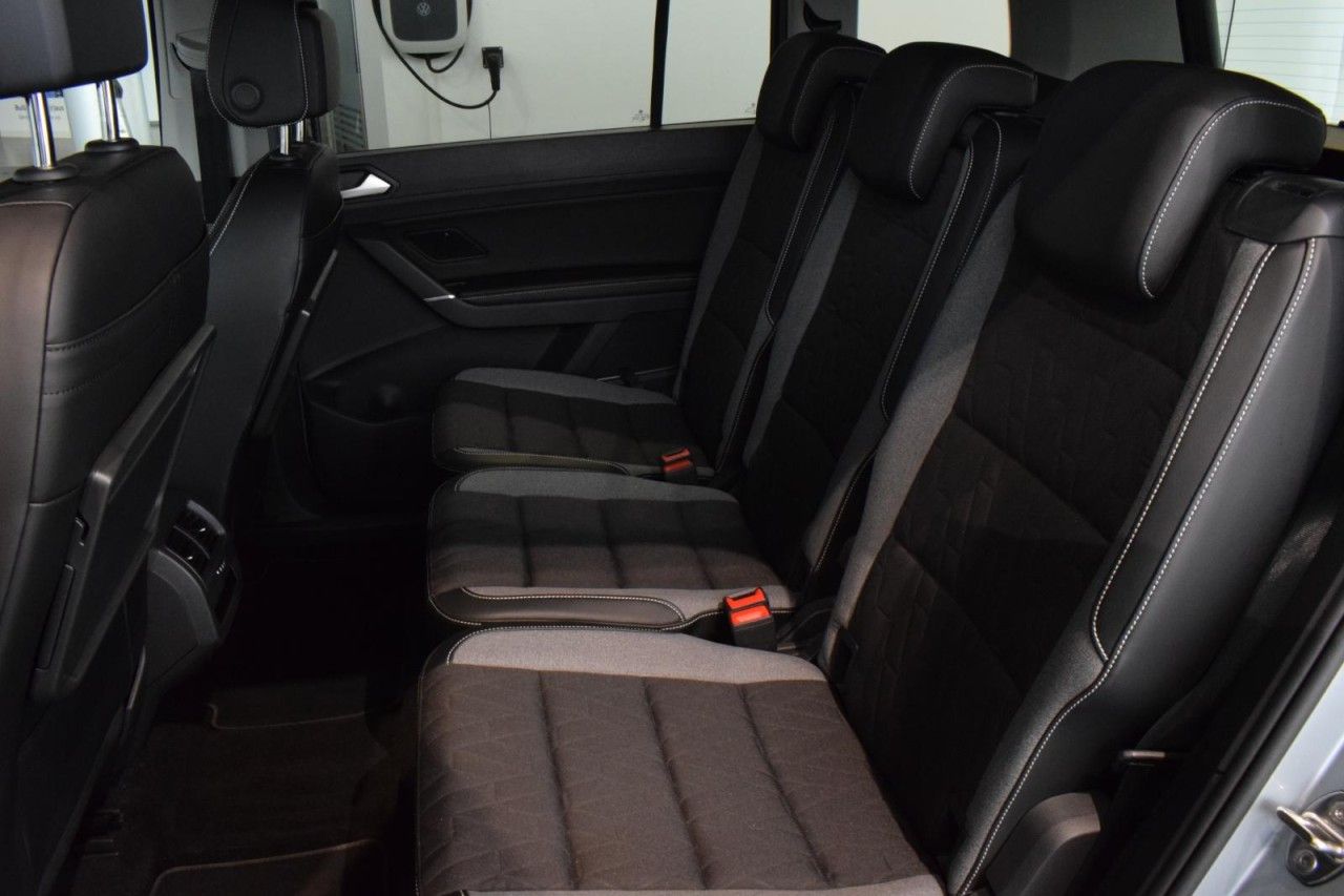 Volkswagen Touran - Bild 9
