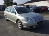 Toyota Avensis Kombi 2.0 D-4D Sol - Toyota Avensis aus 2004 mit Diesel-Antrieb