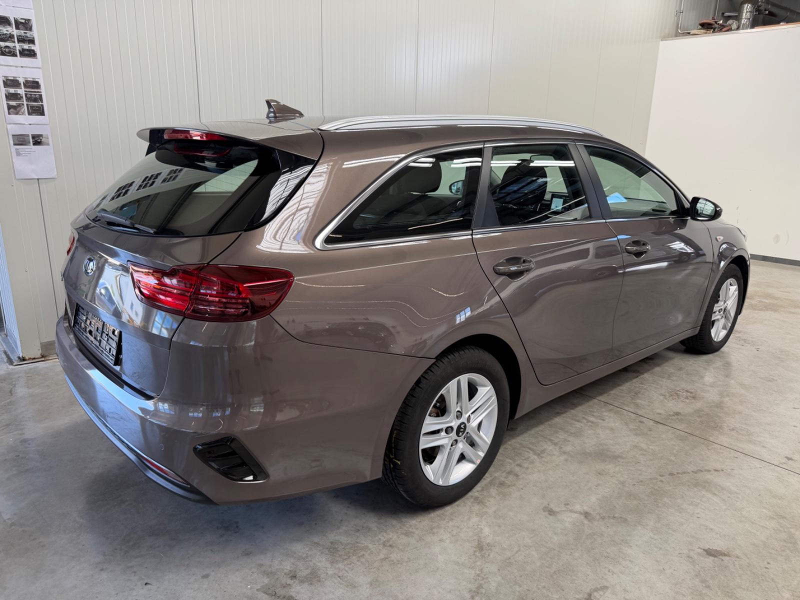 Kia cee'd Sportswagon Vision 1.4T-GDI*1.Hand*DKG*