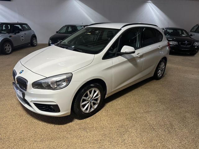 BMW 2 Active Tourer 218 i  Sportpaket Automatik Navi