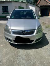 Opel Zafira 1.9 CDTI 88kW - - Opel Zafira aus 2006 mit Diesel-Antrieb