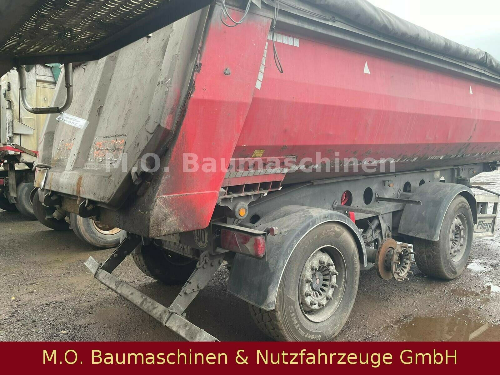 Fahrzeugabbildung Fliegl FLT 334  / Kipper / 3 Achser / Luft / Plane /