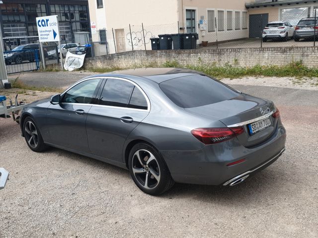 Mercedes-Benz E 220 d Lim Avantgarde Facelift  MBUX Kamera