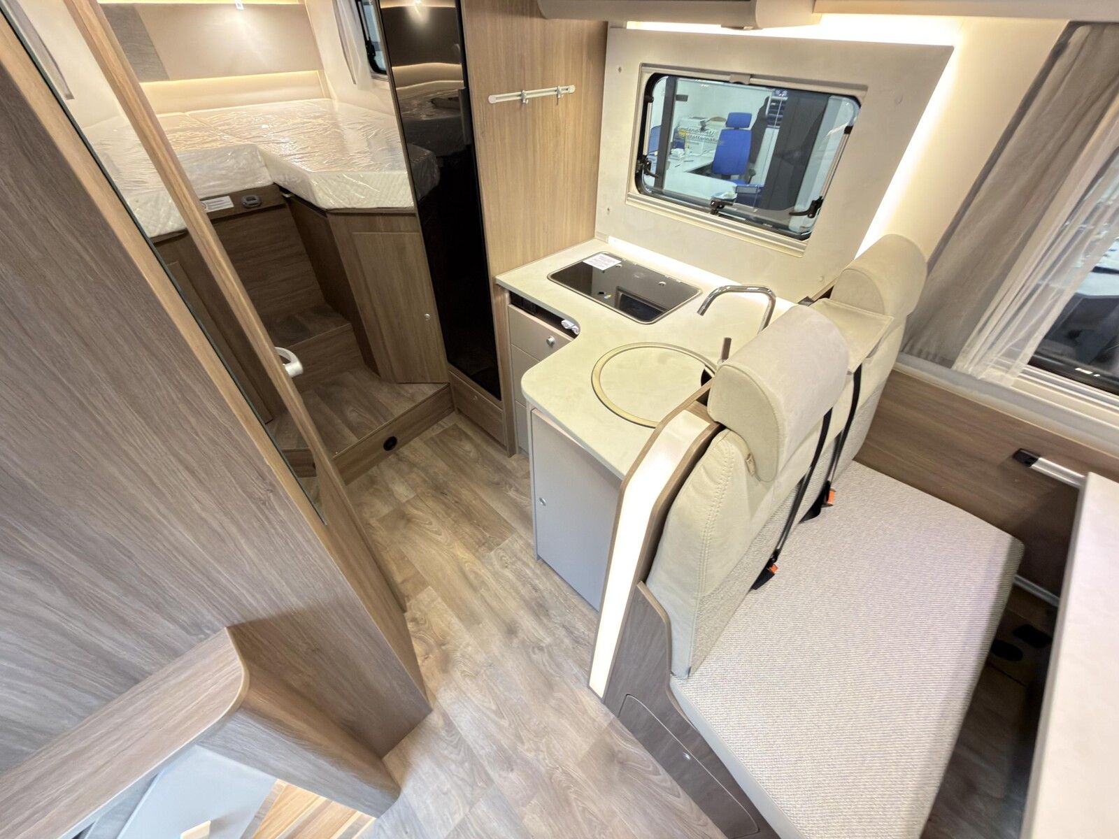 Fahrzeugabbildung Carado T 328 SIE SPAREN ÜBER 6.096