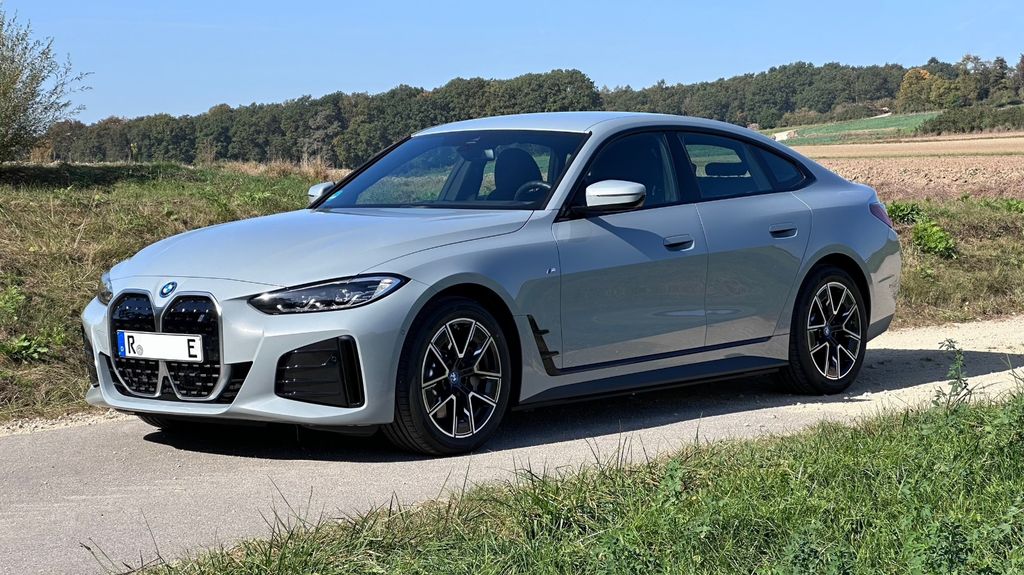BMW i4
