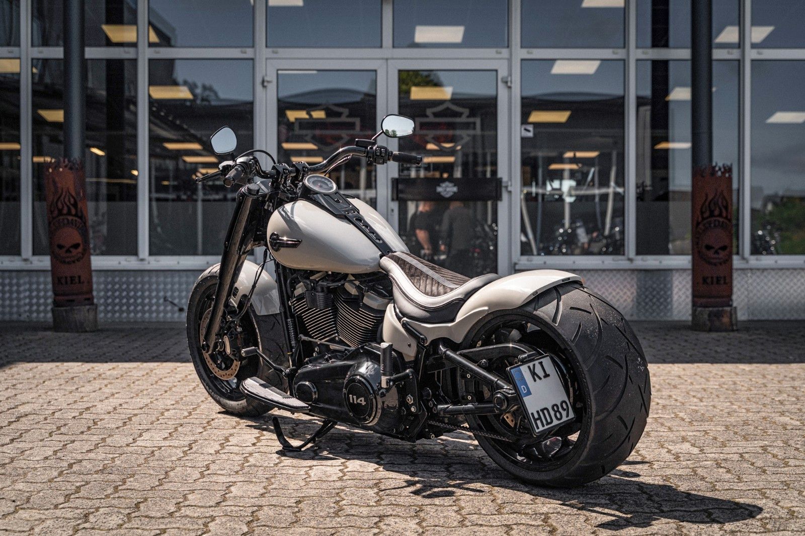 Fahrzeugabbildung Harley-Davidson DARK FAT BOY FLFBS 114 MY24 -JEKILL&HYDE-