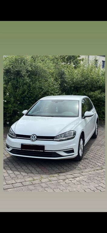 Image of Volkswagen Golf