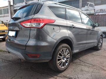 Ford Kuga - 10