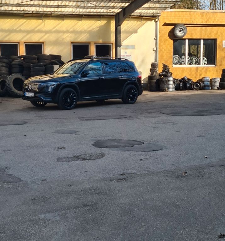 Image of Mercedes-Benz EQB