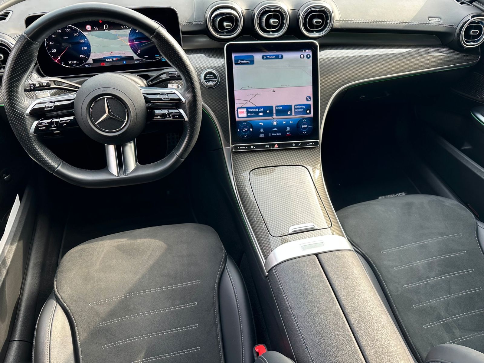 Fahrzeugabbildung Mercedes-Benz C 220 d T AMG-Line NAV+LED+AHK+KAM+SHZ+KEYLESS