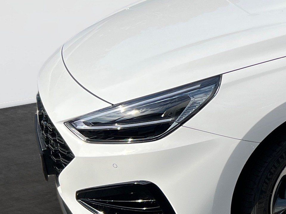 Fahrzeugabbildung Hyundai i30 1.5T 140PS DCT ADVANTAGE