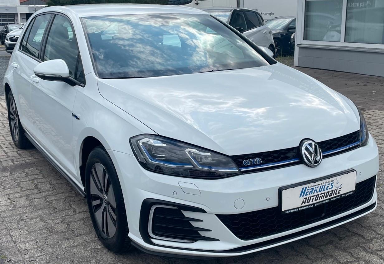 Volkswagen Golf VII 1.4l GTE Navi/Sitzheizung/PDC