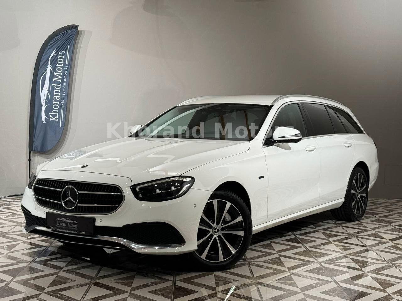 Mercedes-Benz E 300 de 4Matic Sonderausstattung+AHK