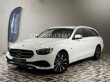 Mercedes-Benz E 300 de 4Matic Sonderausstattung+AHK - Mercedes-Benz E 300 in Wiesbaden