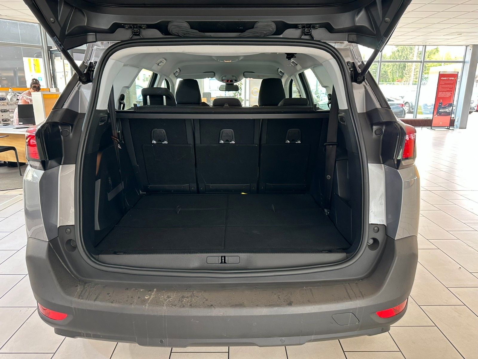 Fahrzeugabbildung Peugeot 5008 Active 1.5D NAVI/LED/PDC/TEMPOMAT
