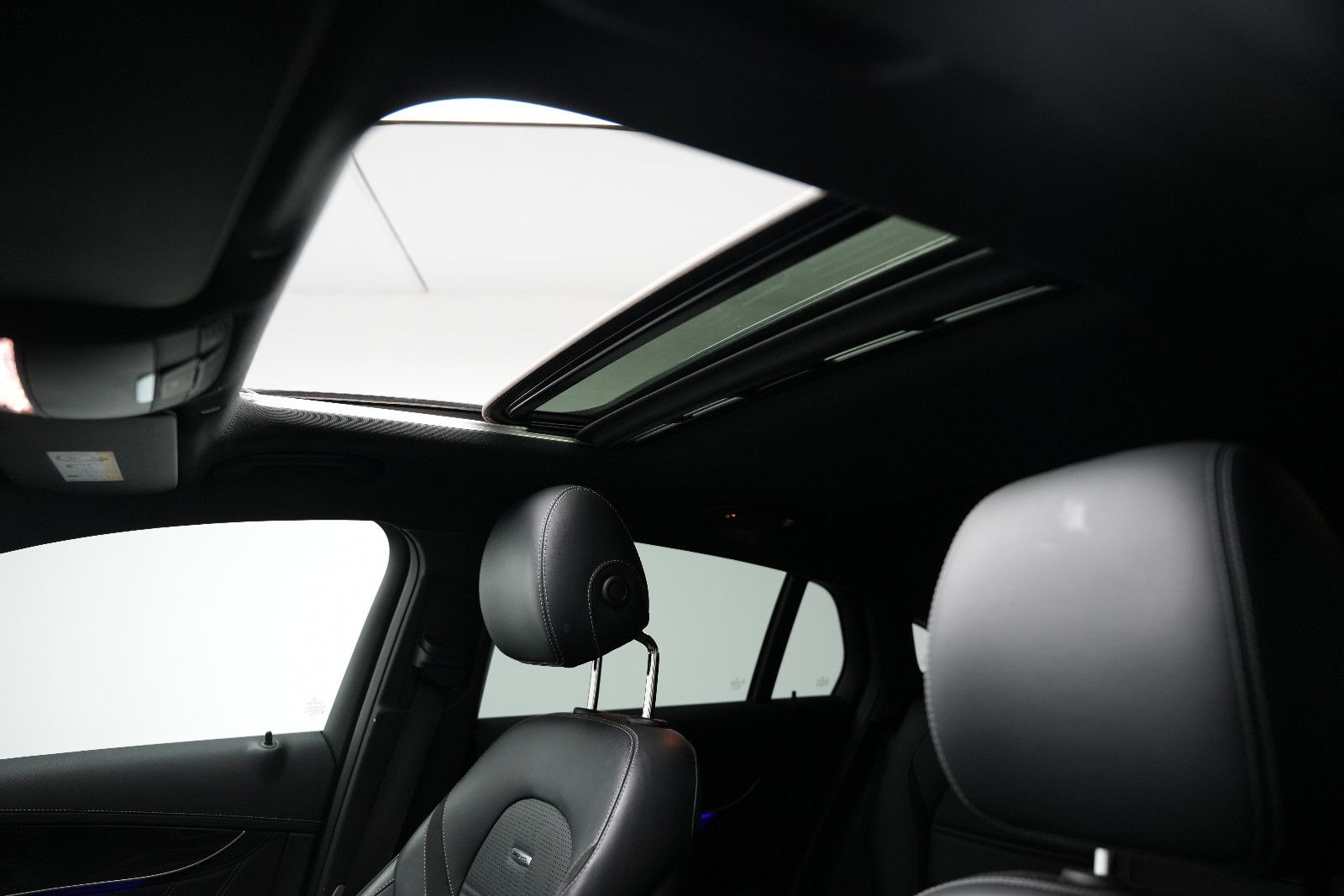 Fahrzeugabbildung Mercedes-Benz GLC 63 AMG Coupe/MBUX/Ambiente/Schiebedach/Kam/