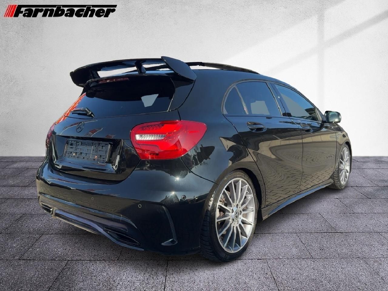 Fahrzeugabbildung Mercedes-Benz A 250 AMG Line 4Matic*Pano*Night Paket*RFK