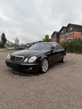Mercedes-Benz Mercedes Benz E500 4Matic Sportpaket - gebrauchte Mercedes-Benz E 500 aus dem Jahr 2005