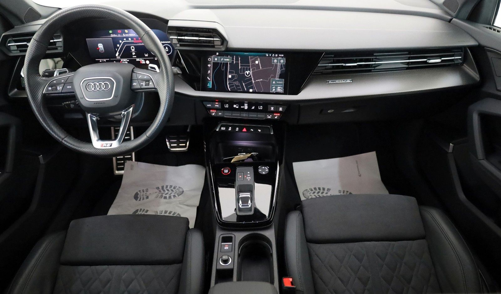 Fahrzeugabbildung Audi RS3 SB quattro Optik/Assistenz Pak,ACC,B&O,LED