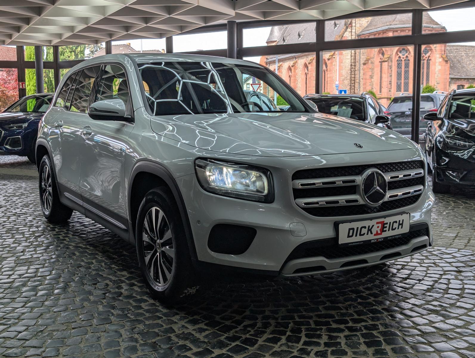 Mercedes-Benz GLB 220 d MBUX LEDER VIRT APP KAM LED SHZ ALU 