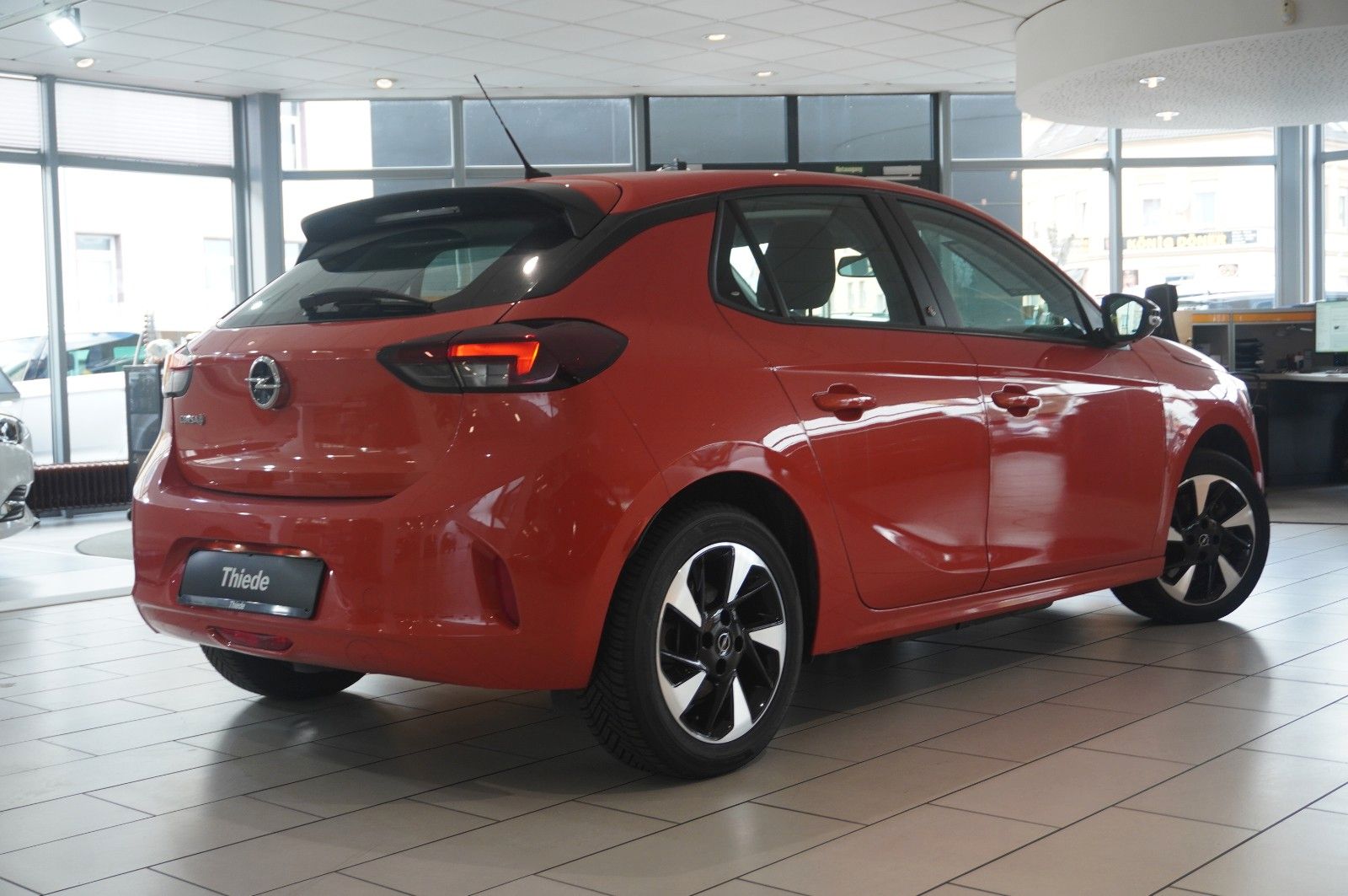 Fahrzeugabbildung Opel Corsa-e  EDITION 7,4kw/50kwh/Allwetter/ALU16"
