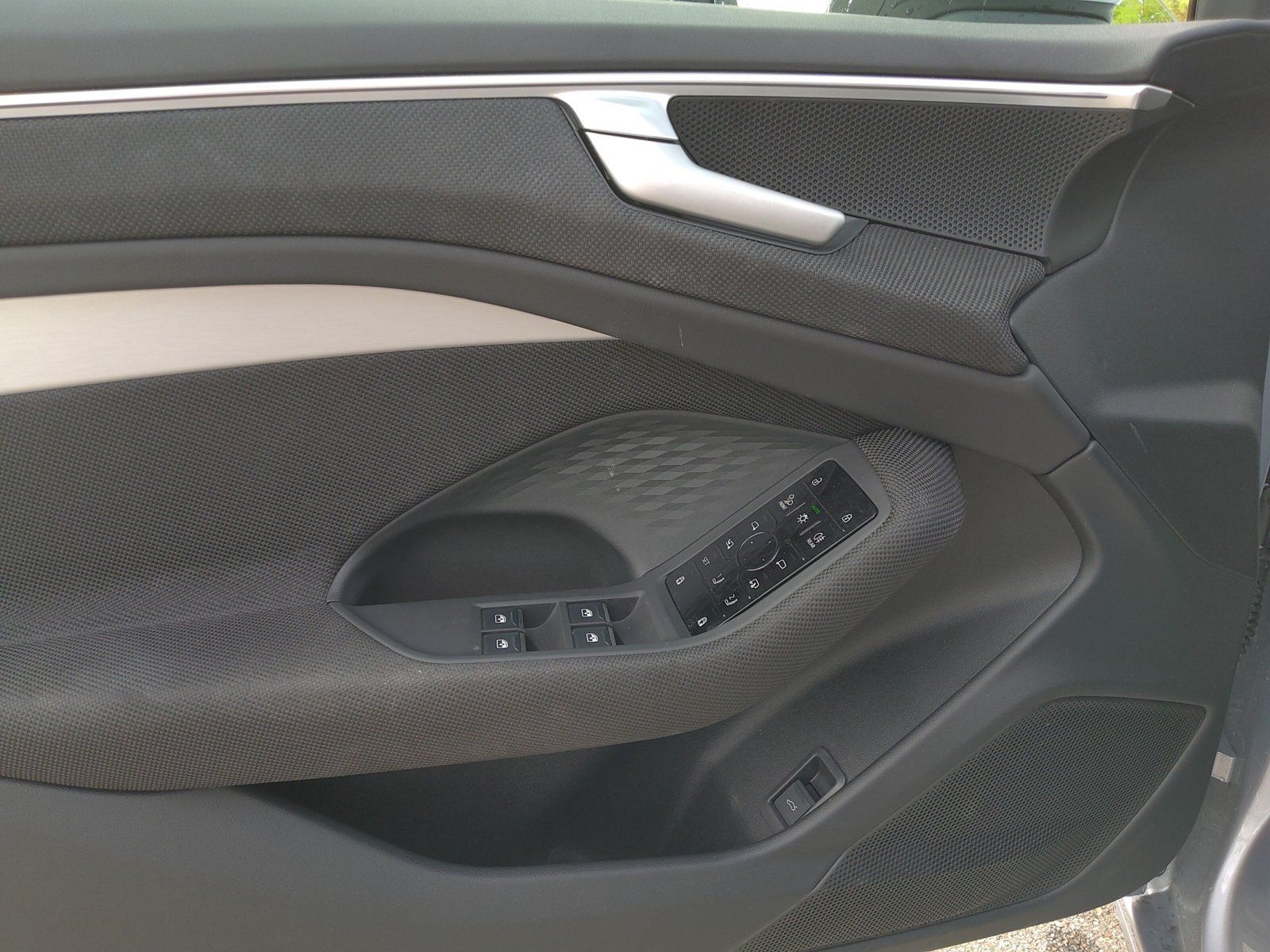 Audi A6 - Bild 16