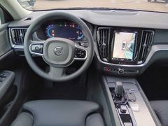 Fahrzeugabbildung Volvo V60 B4 B DKG Plus Dark