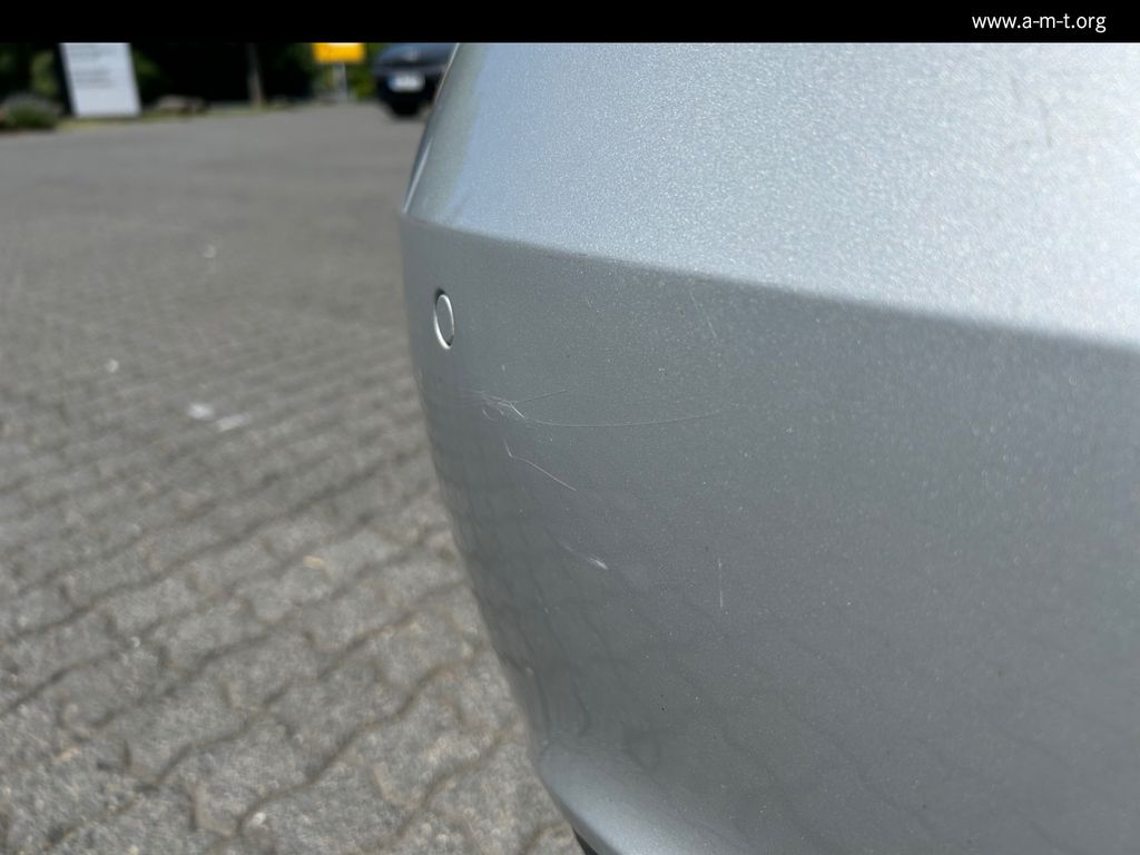 MERCEDES-BENZ A 180 Style*Navi*Bi-Xenon*Tempomat*Klima*M+S