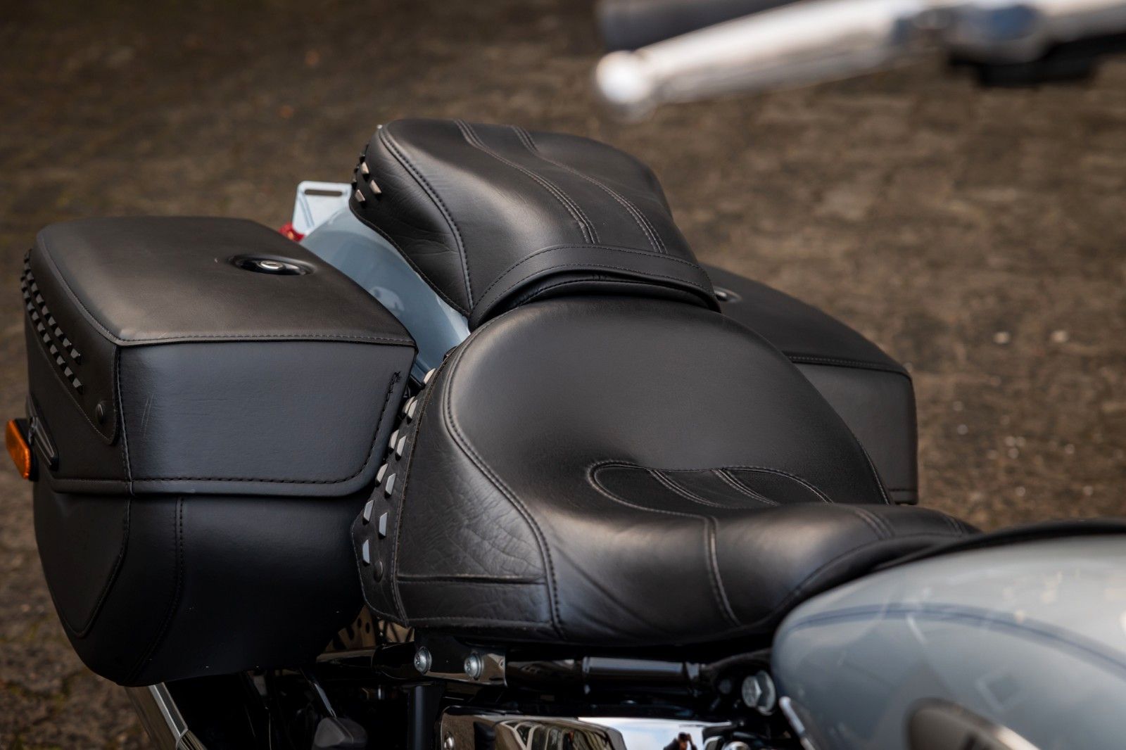 Fahrzeugabbildung Harley-Davidson Softail Heritage FLHCS 114 CUI -NEUWERTIG -