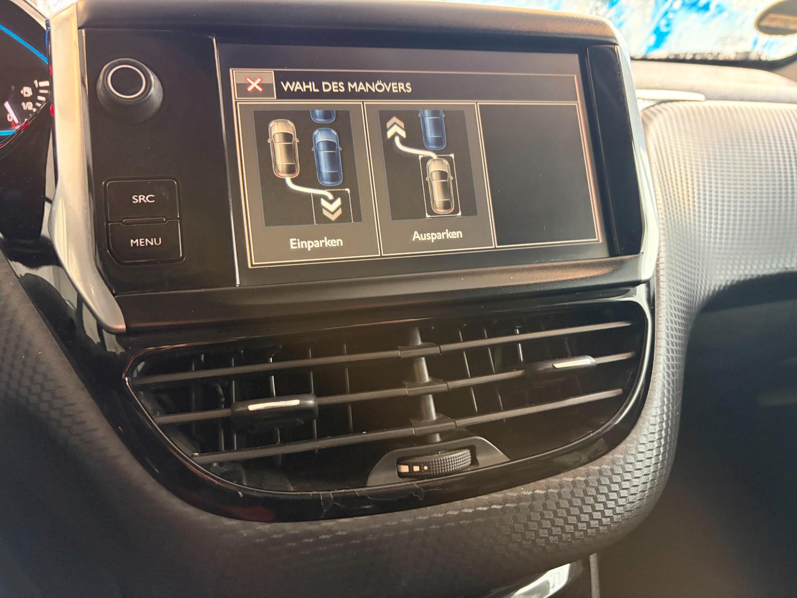 Peugeot 2008 2015 — photo 17