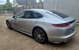 Porsche Panamera 4 E-Hybrid  - Porsche Panamera mit Hybrid-Antrieb: Limousine